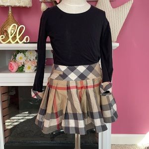 Burberry Girls Outfit